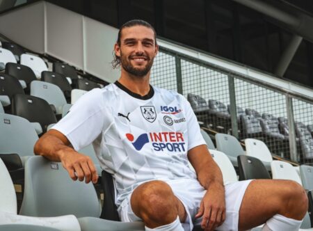 Amiens SC Andy Carroll