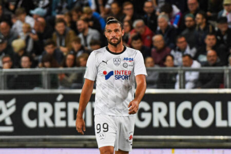 Amiens SC Andy Carroll