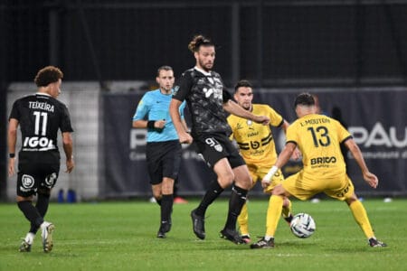 Andy Carroll Amiens SC