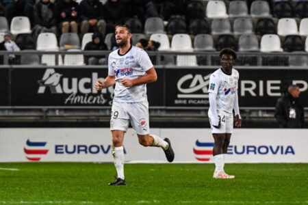 Andy Carroll Amiens SC