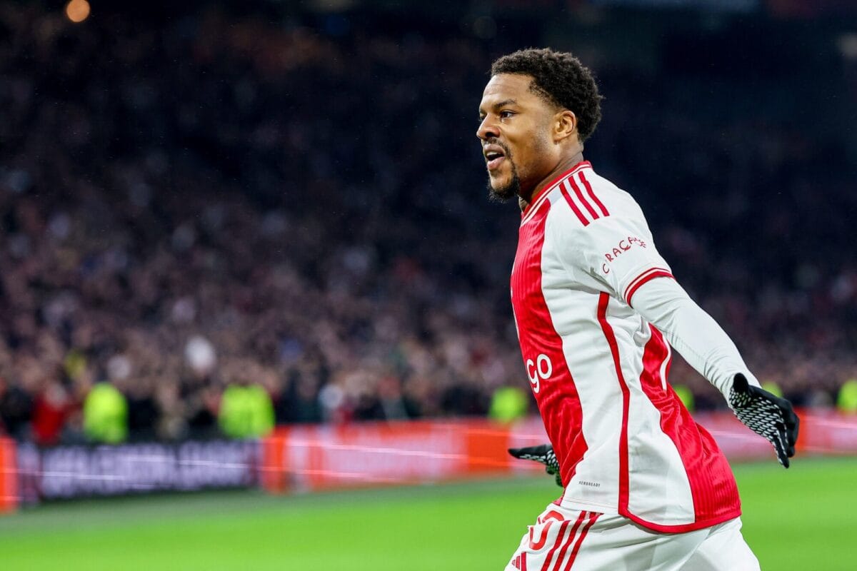 Chuba Akpom Ajax LOSC