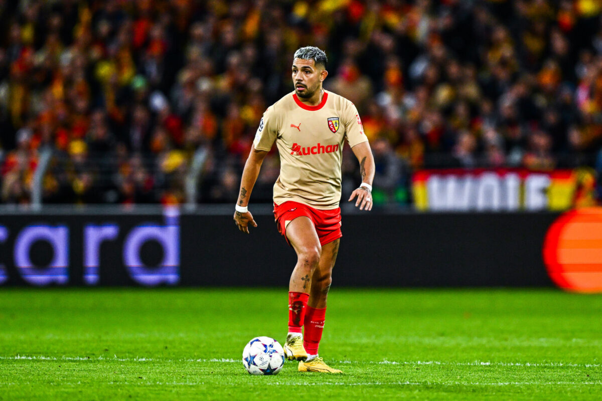 RC Lens mercato : Facundo Medina très courtisé en Europe Facundo Medina RC Lens