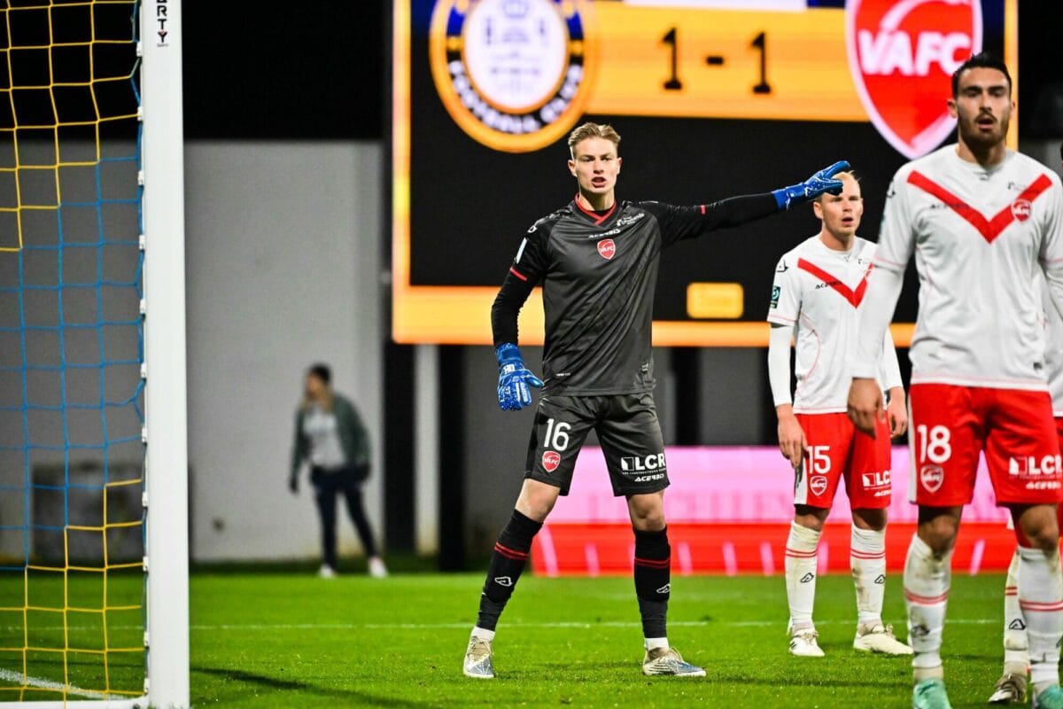 VAFC : Jean Louchet élu joueur du mois de décembre 2023 ! Jean Louchet VAFC