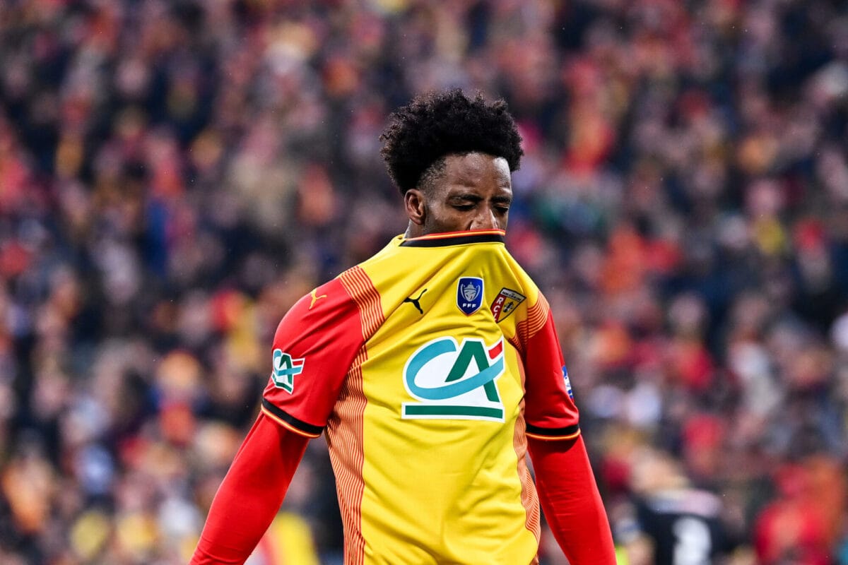 « Le RC Lens n’a pas d’attaquant ! », Daniel Riolo se paye Elye Wahi RC Lens