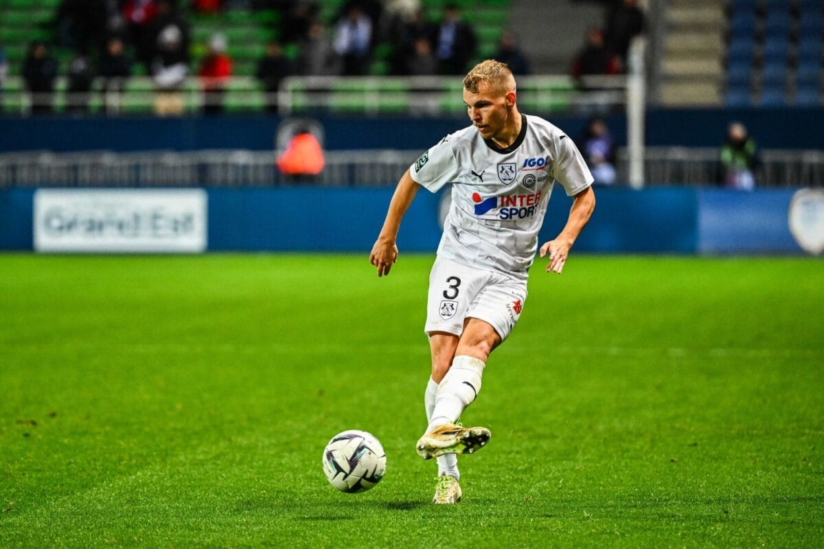 Amiens SC Sebastian Ring