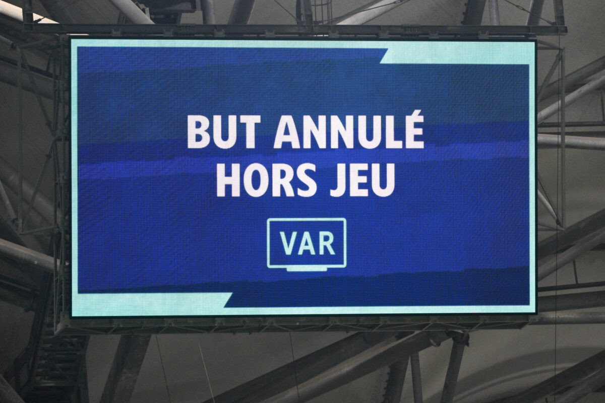 VAR