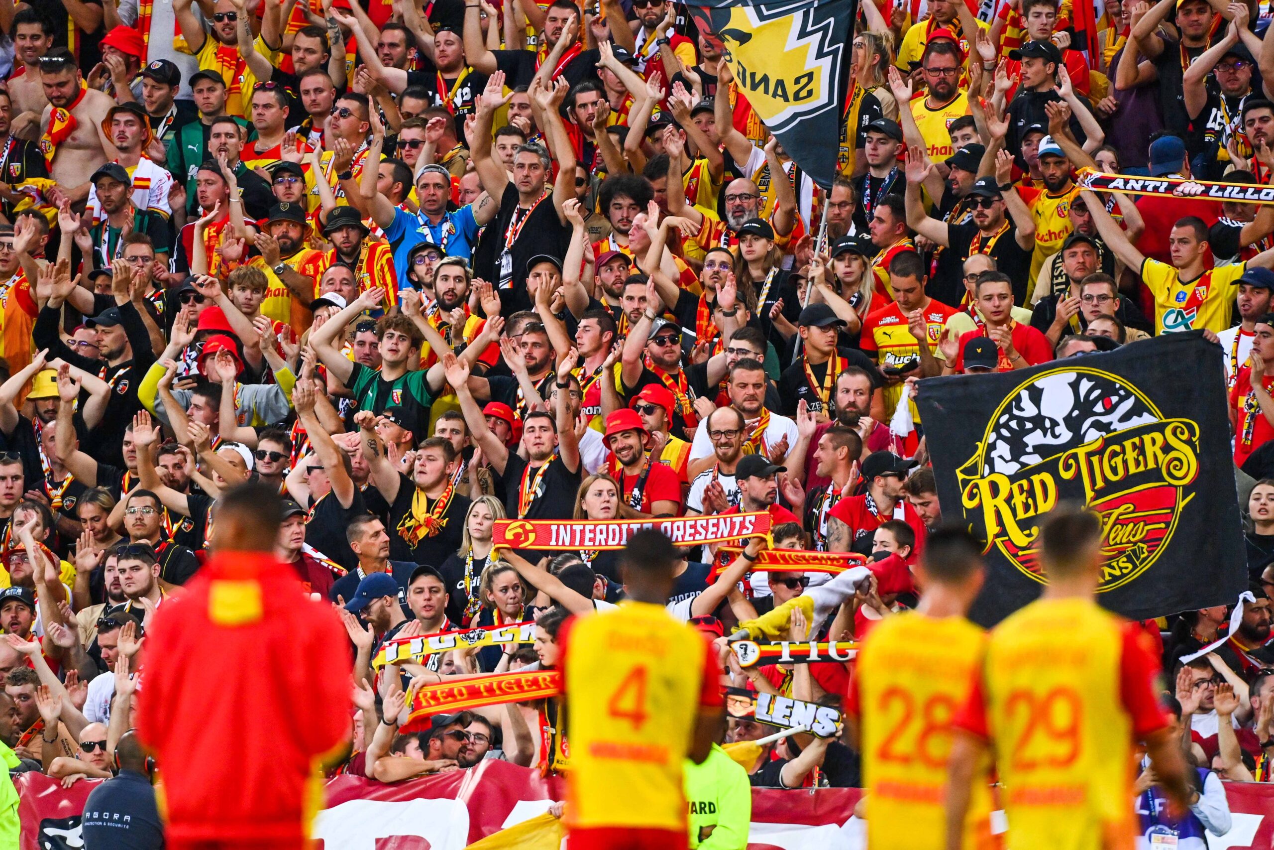 RC Lens supporters