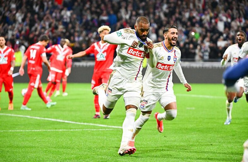 Alexandre Lacazette OL - VAFC