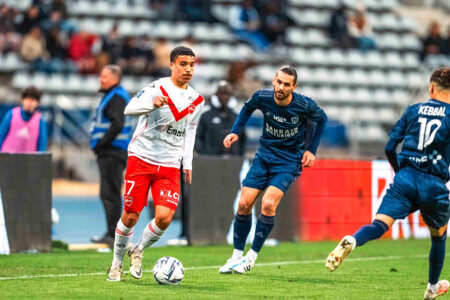 Aymen Boutoutaou VAFC