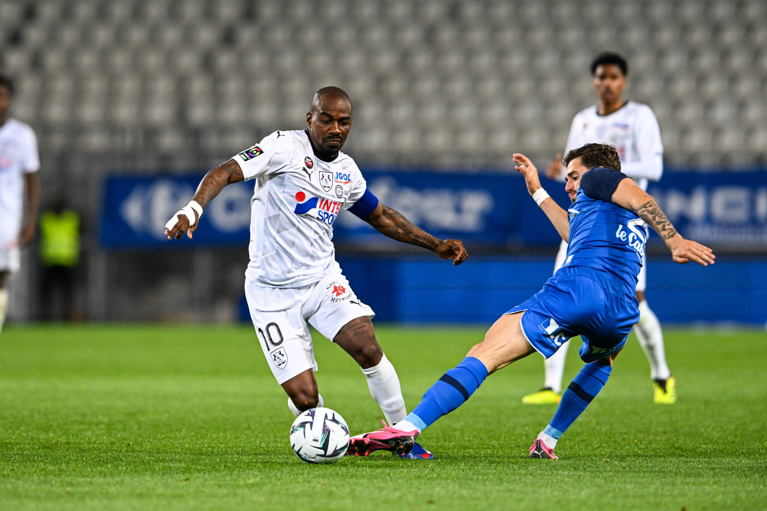 Grenoble-Amiens SC : Kakuta inspiré, Kaïboue effacé - les notes du match