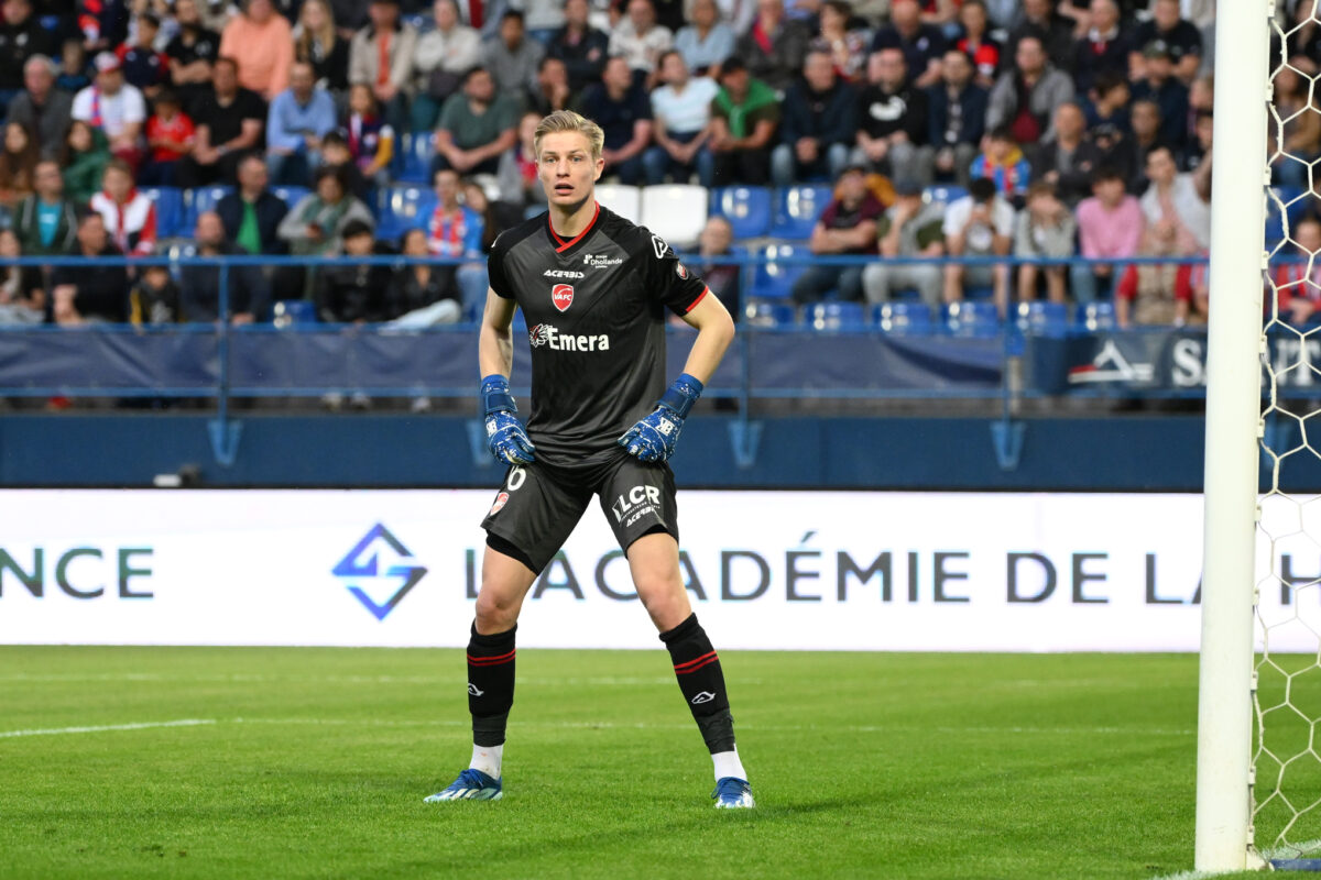 VAFC : Jean Louchet élu joueur du mois d’août 2024 ! Jean Louchet VAFC
