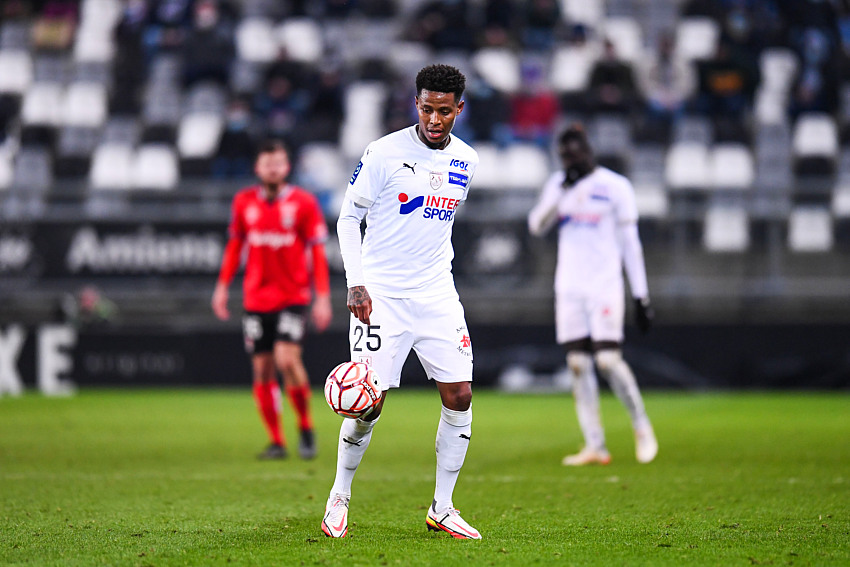 Bongani Zungu Amiens SC