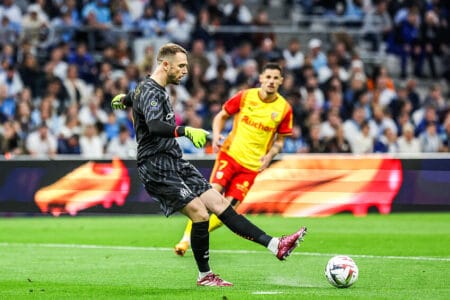 Pau Lopez RC Lens OM