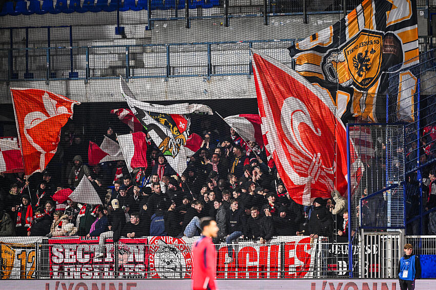 LOSC supporters