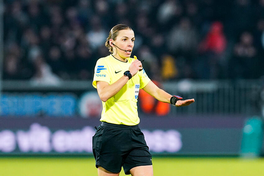 Stéphanie Frappart RC Lens Rennes