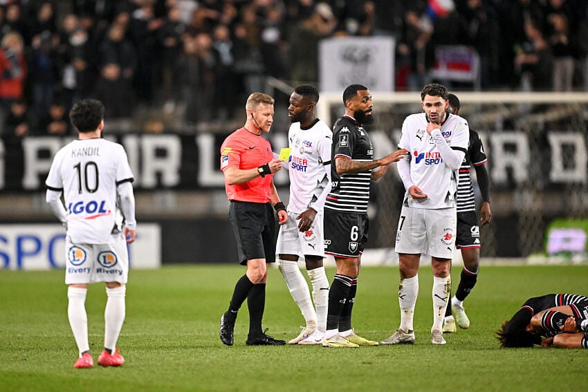 Amiens SC Louis Mafouta