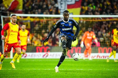 Junior Mwanga RC Lens