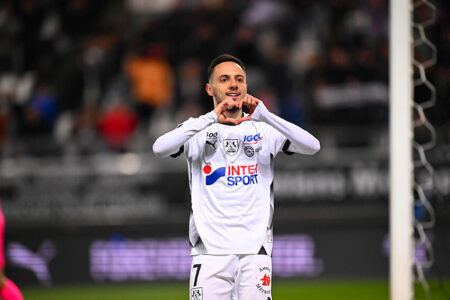 Amiens SC : Le Stade de Reims intéressé par Antoine Leautey, le joueur privilégie l’Angleterre Antoine Leautey Amiens SC