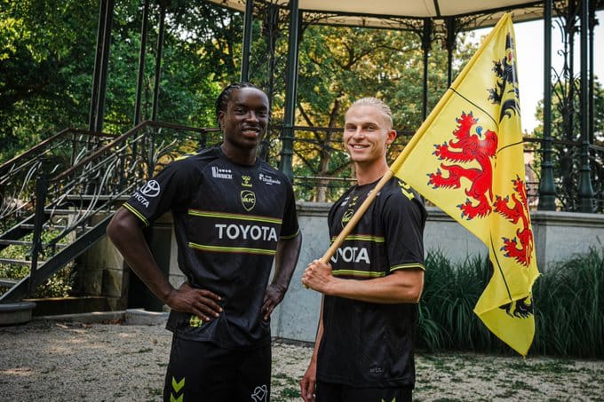 VAFC maillot third