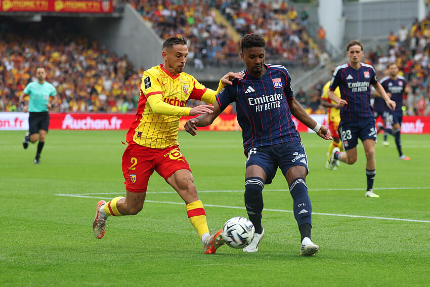 RC Lens : « Il n’y a pas tout à jeter » juge Ruben Aguilar après la défaite contre l’OL Ruben Aguilar RC Lens