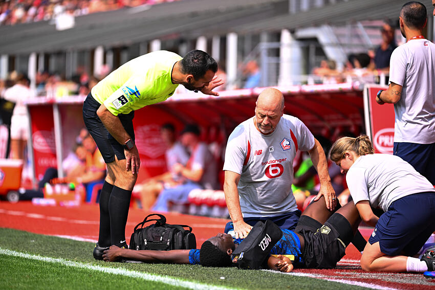 LOSC : grosse inquiétude autour d’Ousmane Touré, l’infirmerie déborde déjà LOSC Ousmane Touré