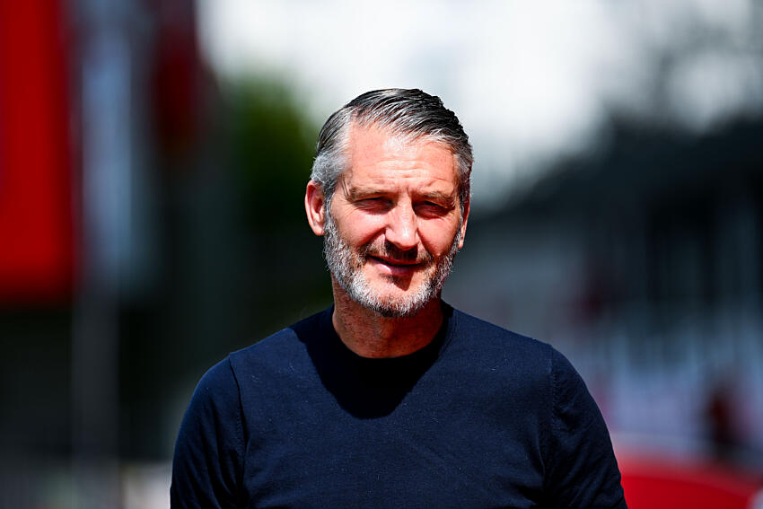 « Heureux de l’avoir fait grandir » Olivier Létang revient sur le départ de Lucas Chevalier du LOSC Olivier Létang LOSC