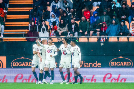 LOSC : « des flashs de Mbappé 2018 » pour Fernandez-Pardo, un profil à la « Karim Benzema » pour Igamane, le secteur offensif impressionne LOSC