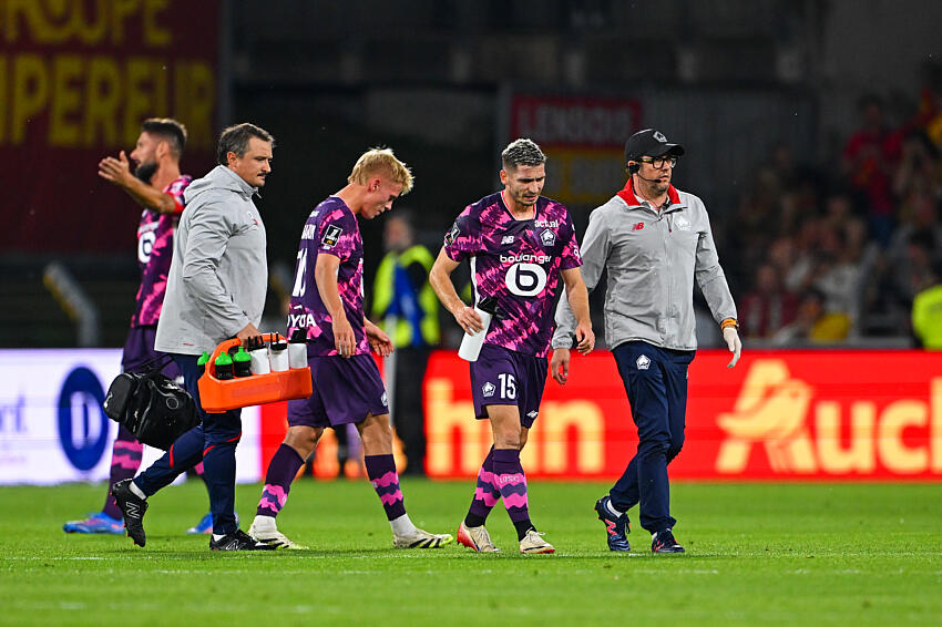 RC Lens – LOSC : Perraud et André blessés, Bruno Genesio flou sur leur durée d’indisponibilité Romain Perraud LOSC
