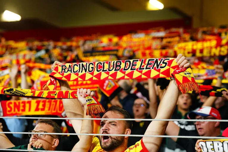 RC Lens : Le Racing Club de Lens réagit aux incidents du Parc des Princes