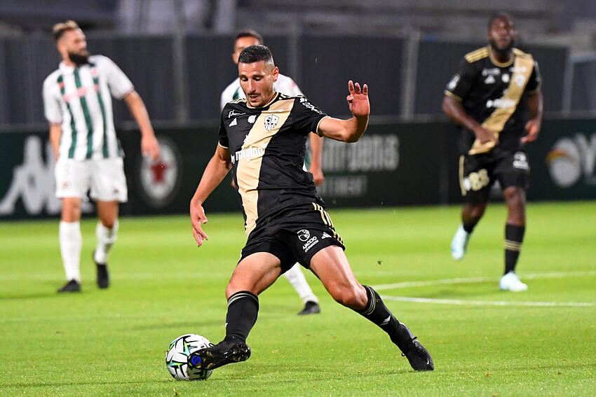Yoann Touzghar (ex-Amiens SC et RC Lens) raccroche les crampons !