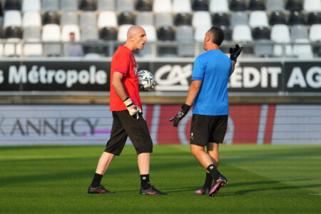 Paul Bernardoni « est insubmersible » selon l’entraîneur des gardiens de l’Amiens SC Brice Morin Amiens SC Paul Bernardoni