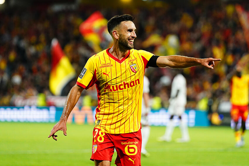 100 matches avec le RC Lens, un bilan « fantastique en termes d’émotion » pour Adrien Thomasson