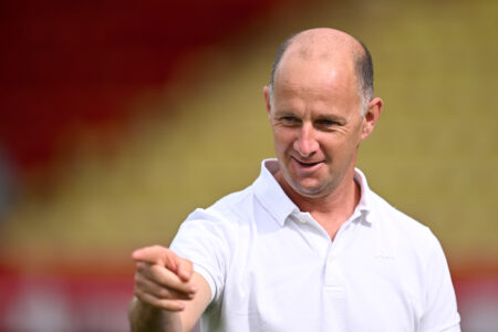 LOSC – FC Metz : privé d’au moins 5 joueurs, Stéphane Le Mignan ne voit pas « des mecs qui s’en foutent » Stéphane Le Mignan Metz
