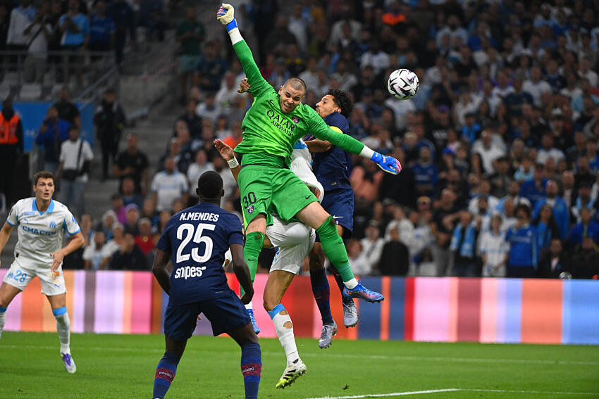 Lucas Chevalier LOSC - PSG