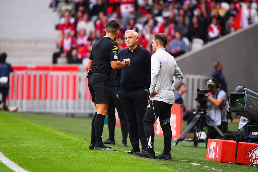 LOSC – PSG : Bruno Genesio suspendu et en tribunes, « ça ne change rien » assure Benjamin André Bruno Genesio LOSC
