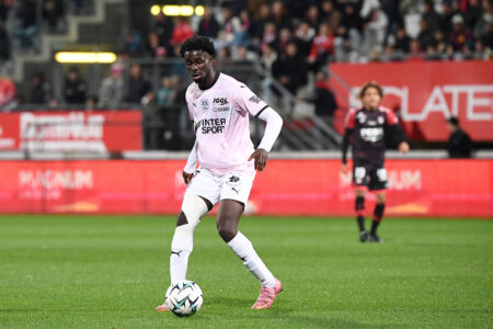Les notes de ESTAC – Amiens SC : Nduquidi fantomatique, Louis fautif Joseph Nduquidi Amiens SC