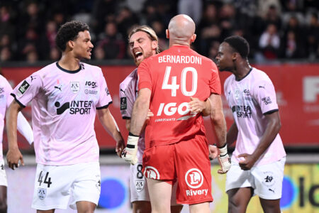 L’Amiens SC prêt pour la passe de trois ? Le programme de la Tribune Amiens SC Paul Bernardoni