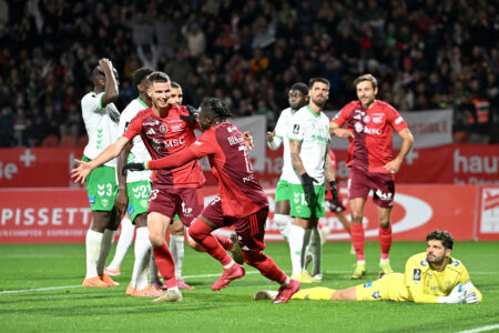 Ligue 2 : l’ASSE dévisse, le MHSC se replace – le bilan de la J11 ASSE Ligue 2