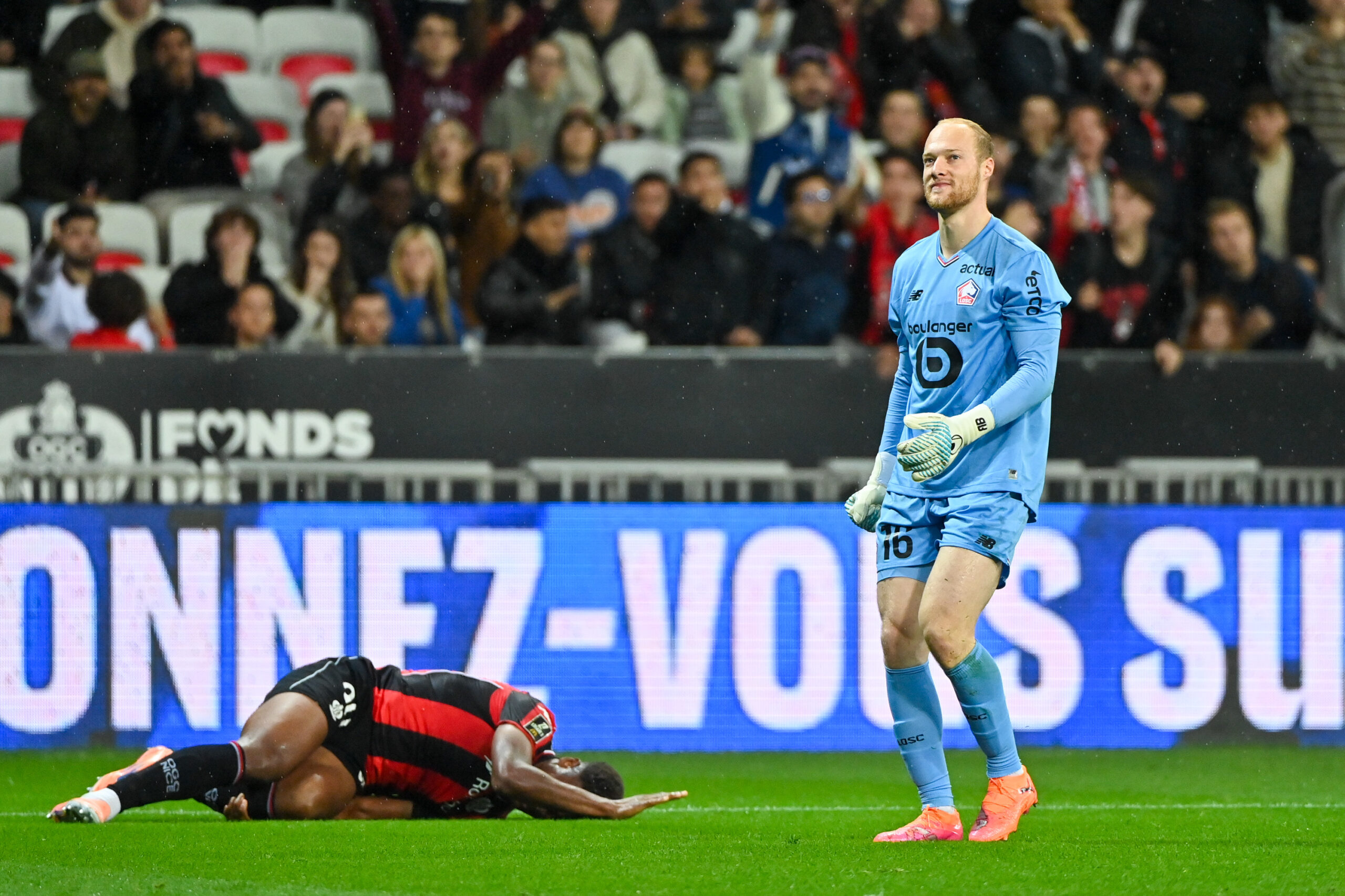 OGC Nice – LOSC : « Pas un seul responsable de la défaite », Bruno Genesio vole au secours d’Arnaud Bodart Arnaud Bodart LOSC