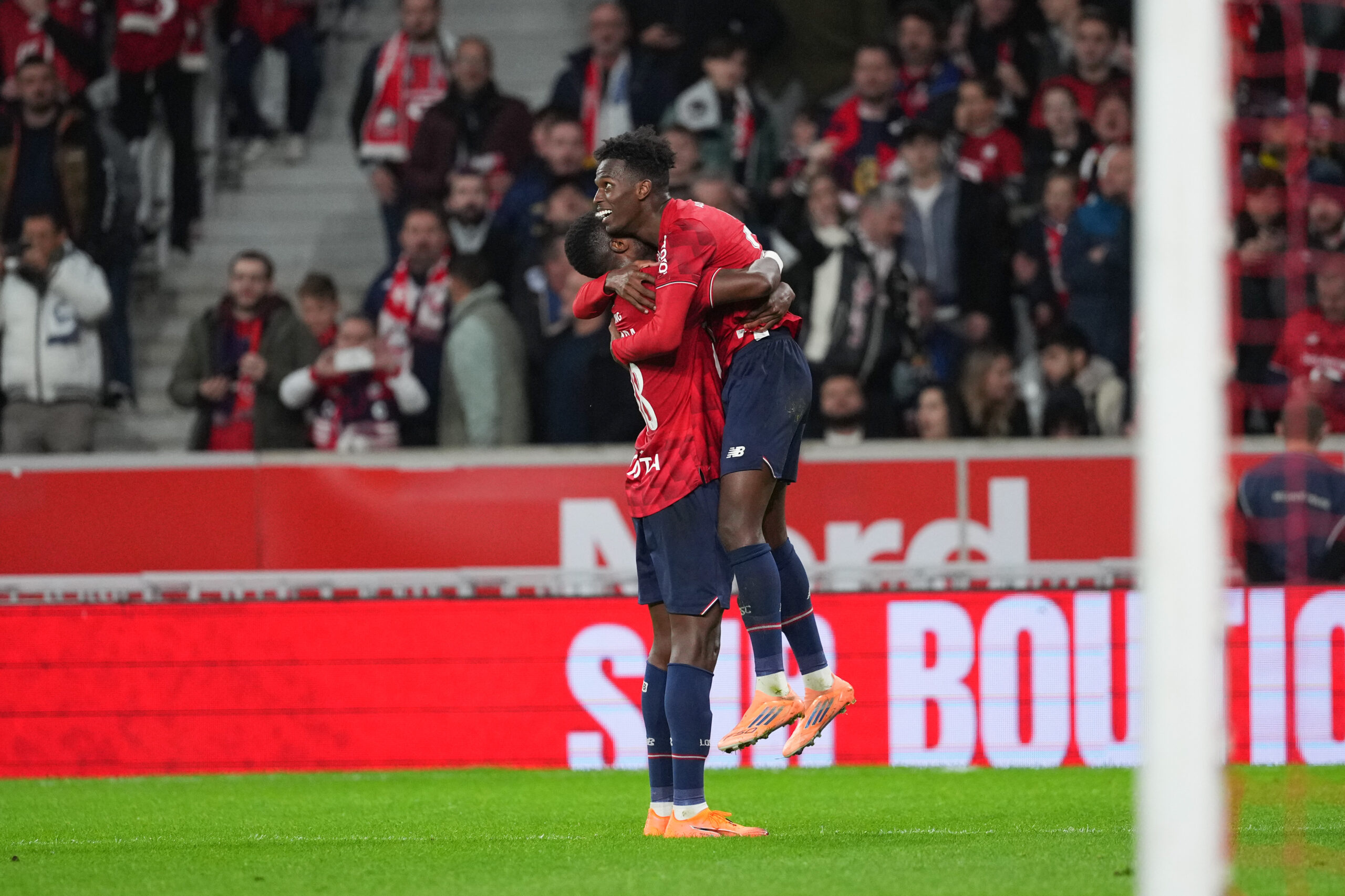 Le LOSC se défait d’Angers et retrouve le sourire Félix Correia LOSC