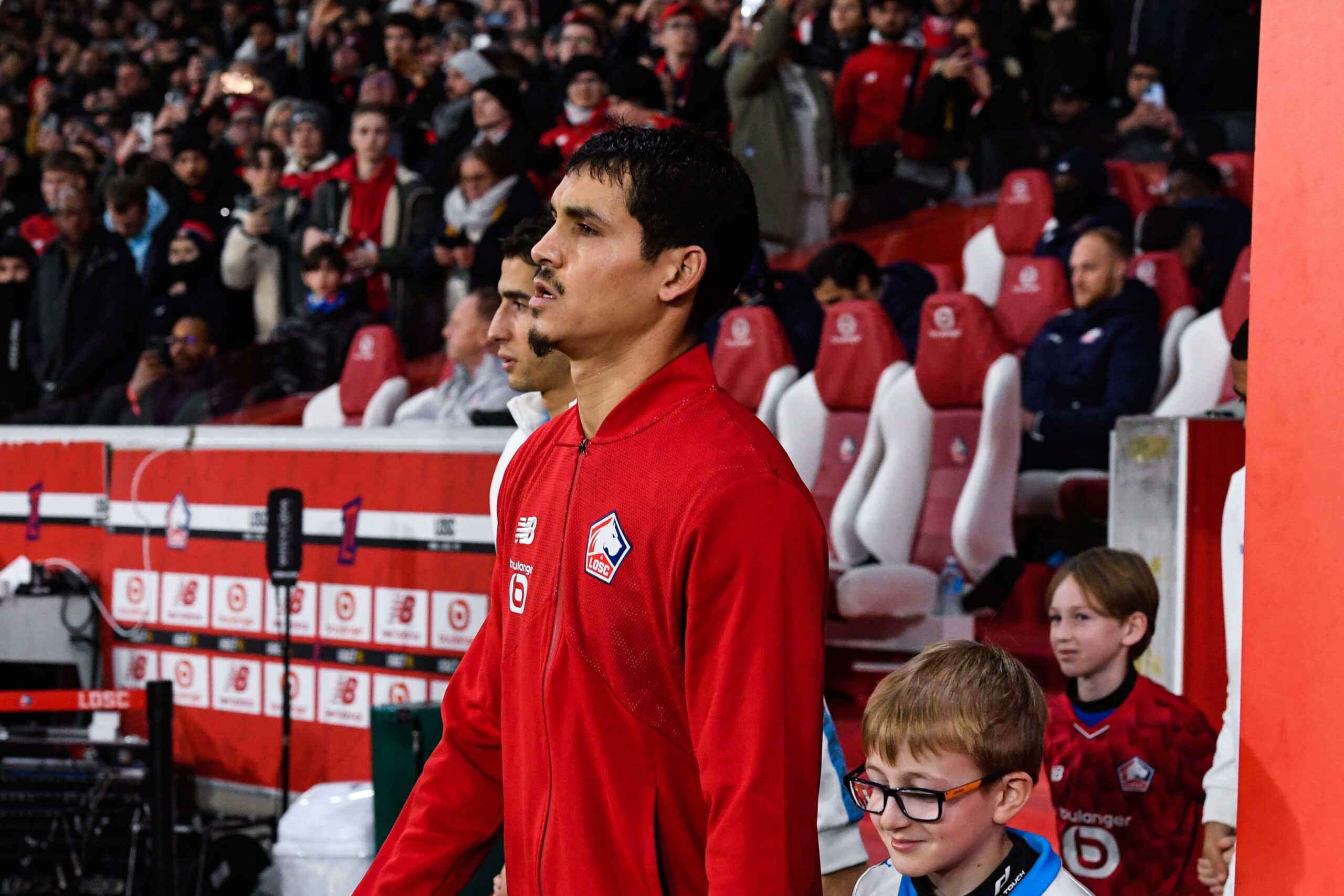 Un groupe « lourd » pour l’Algérie, la réaction d’Aïssa Mandi après le tirage au sort de la Coupe du monde Aïssa Mandi LOSC