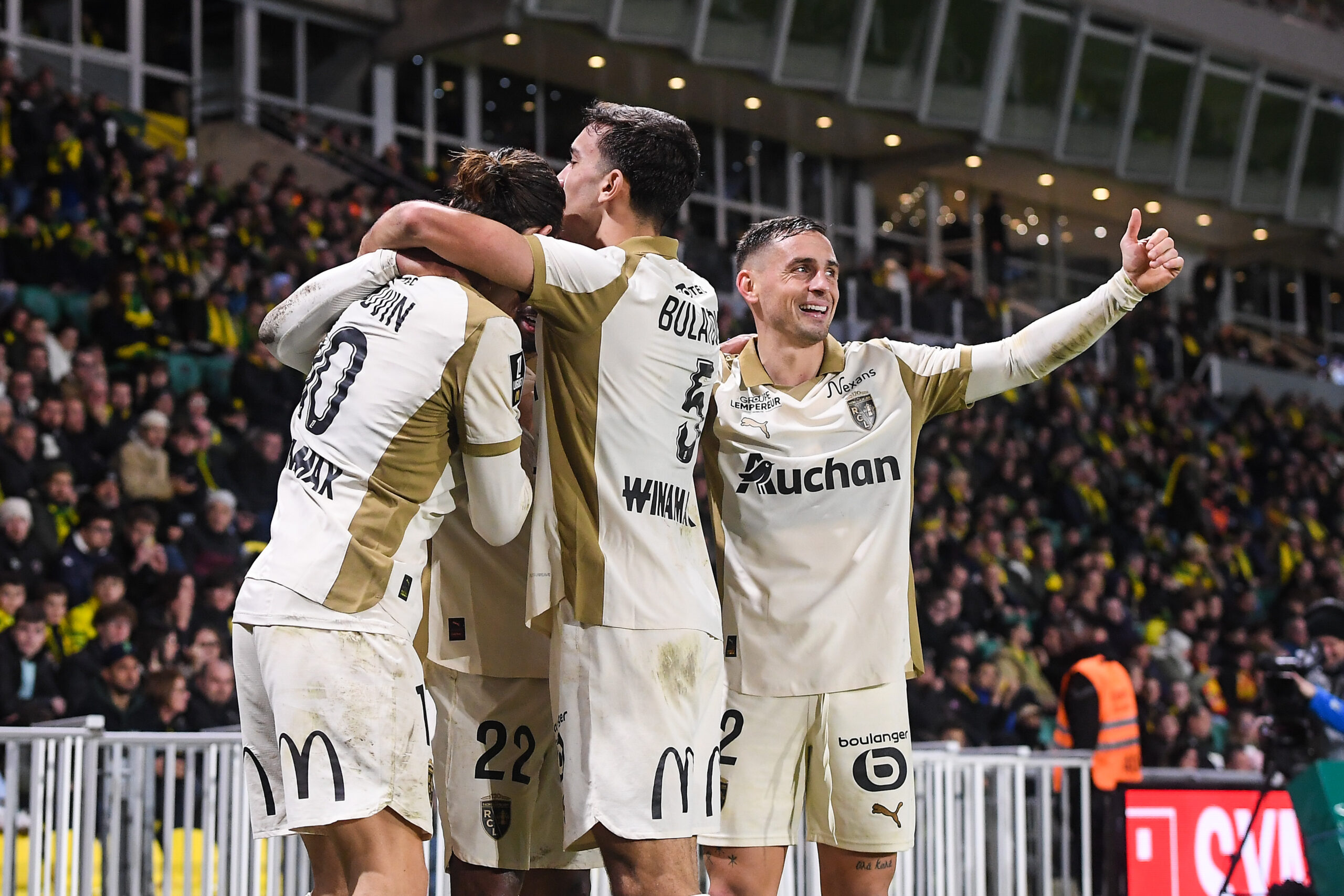 Après une « victoire précieuse » à Nantes, le RC Lens peut continuer à « rêver » RC Lens