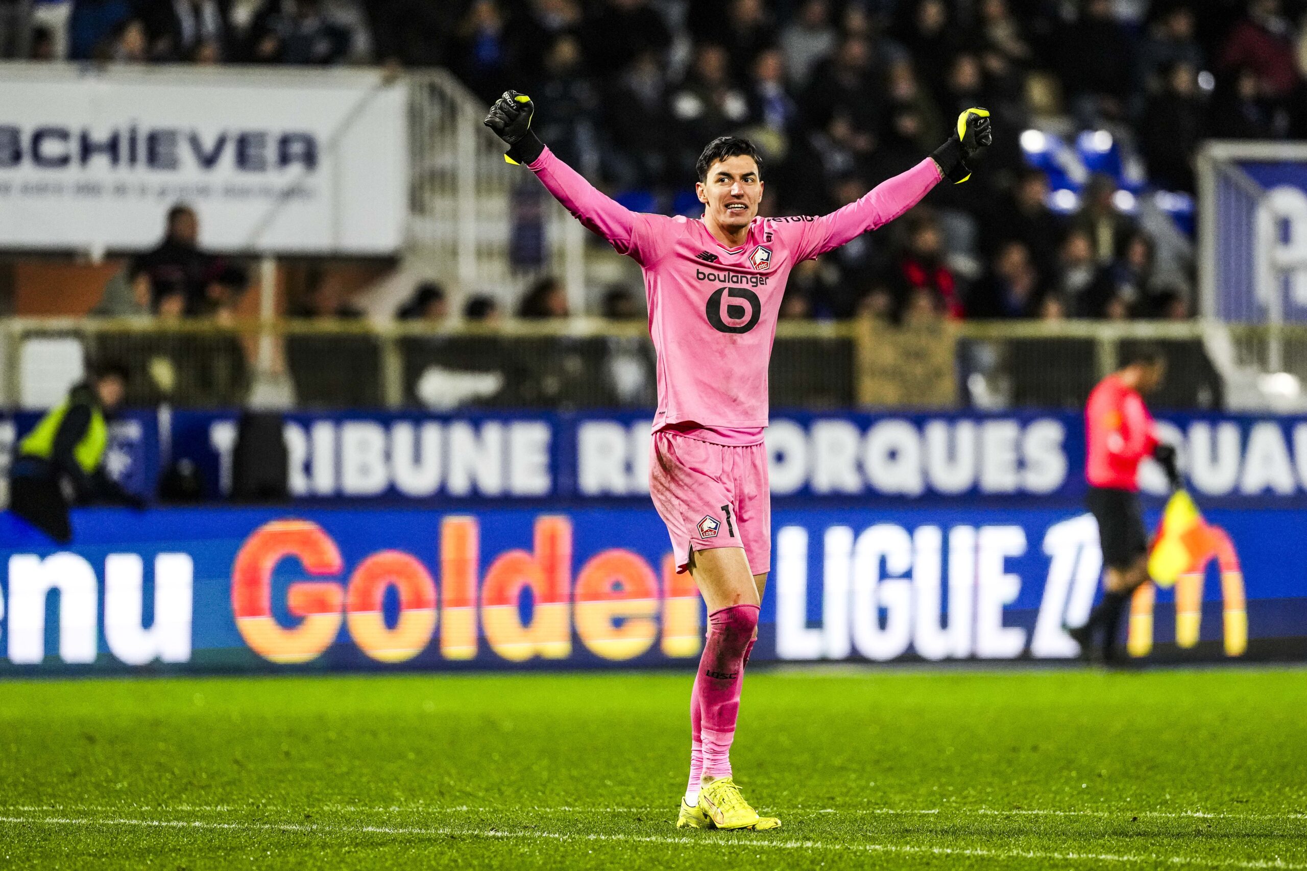 LOSC : Berke Özer élu joueur du mois de décembre 2025 ! Berke Özer LOSC