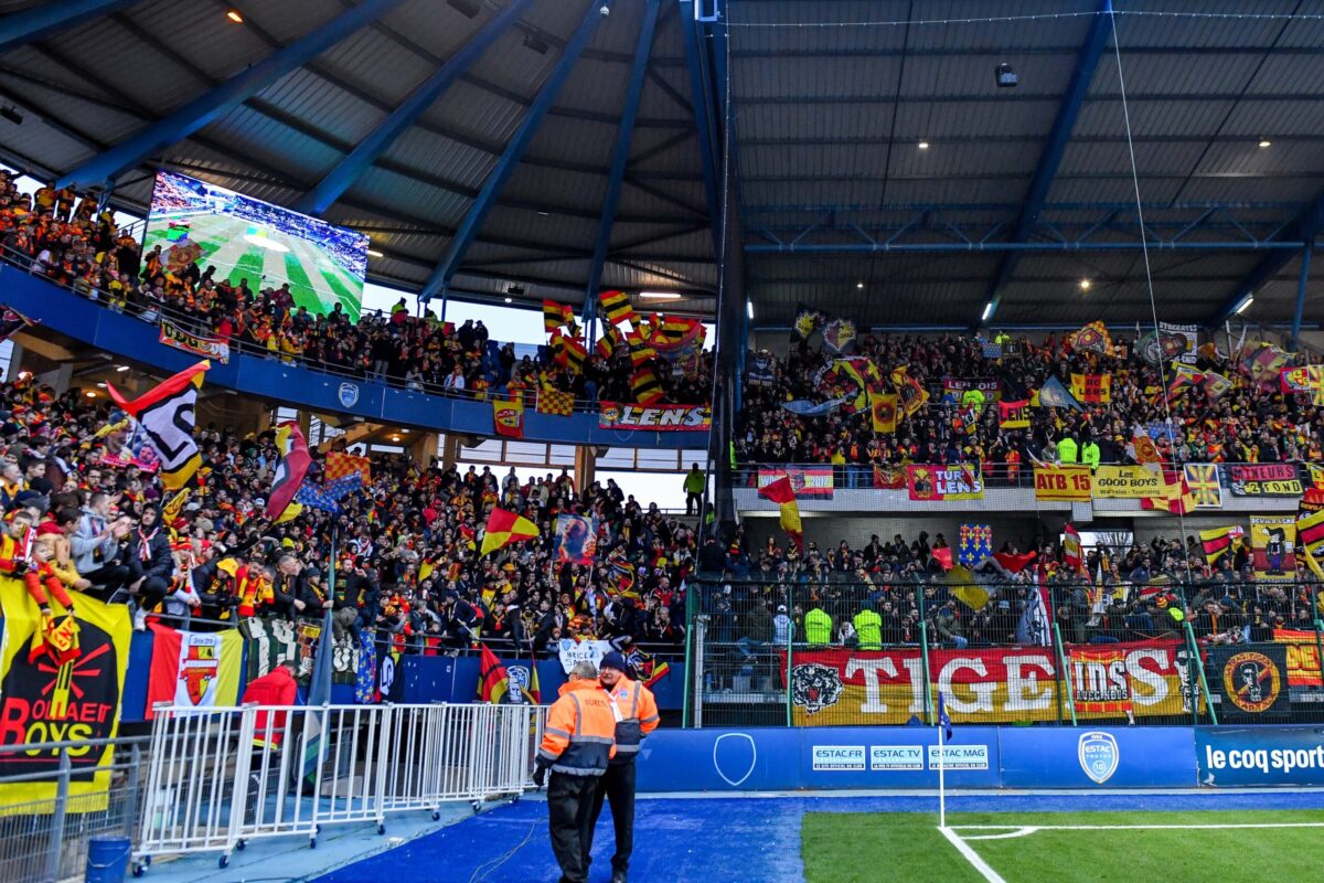 RC Lens supporters