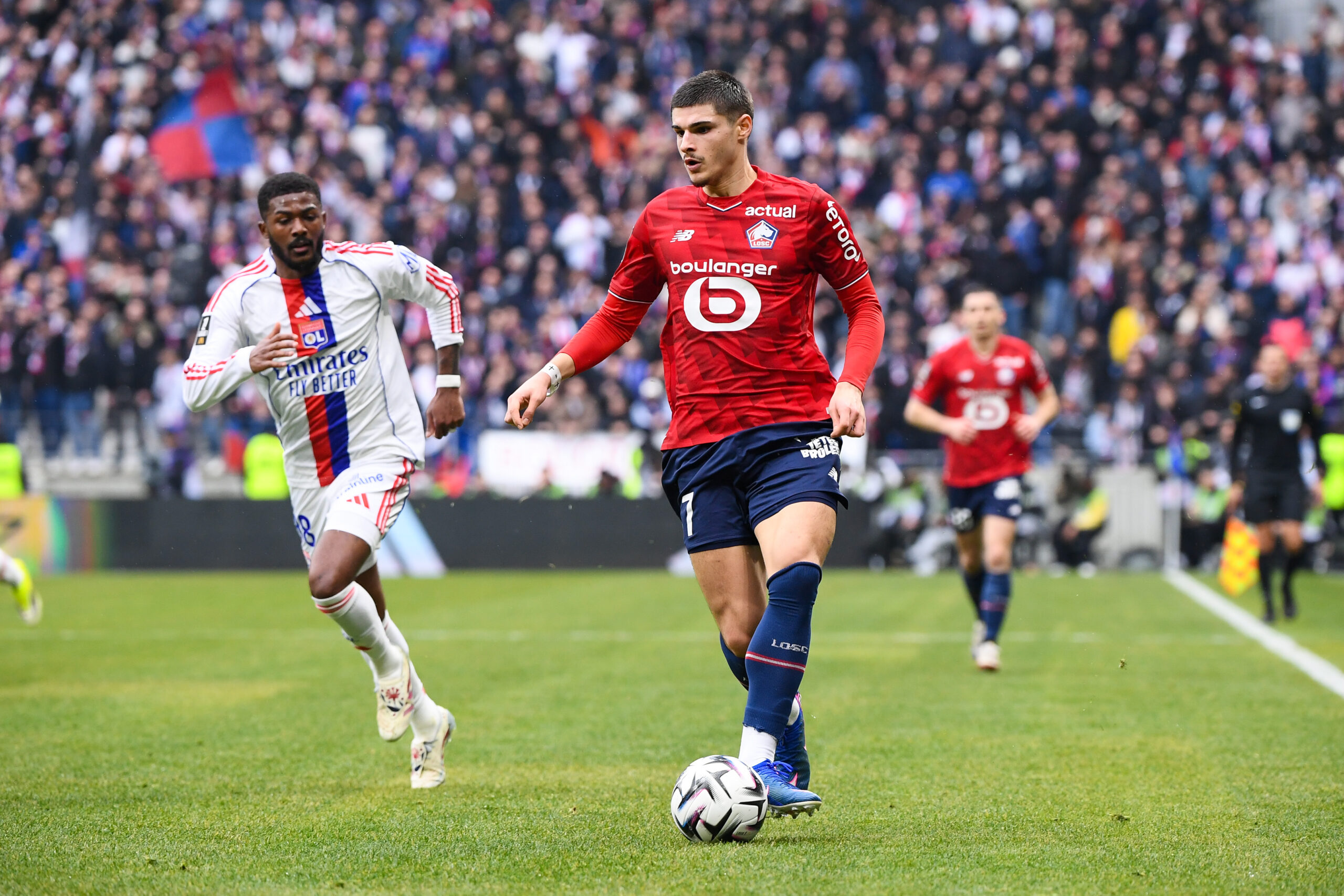 « Deux profils différents qui peuvent être associés », le LOSC peut-il viser le podium avec Olivier Giroud et Matias Fernandez-Pardo ? LOSC Matias Fernandez-Pardo