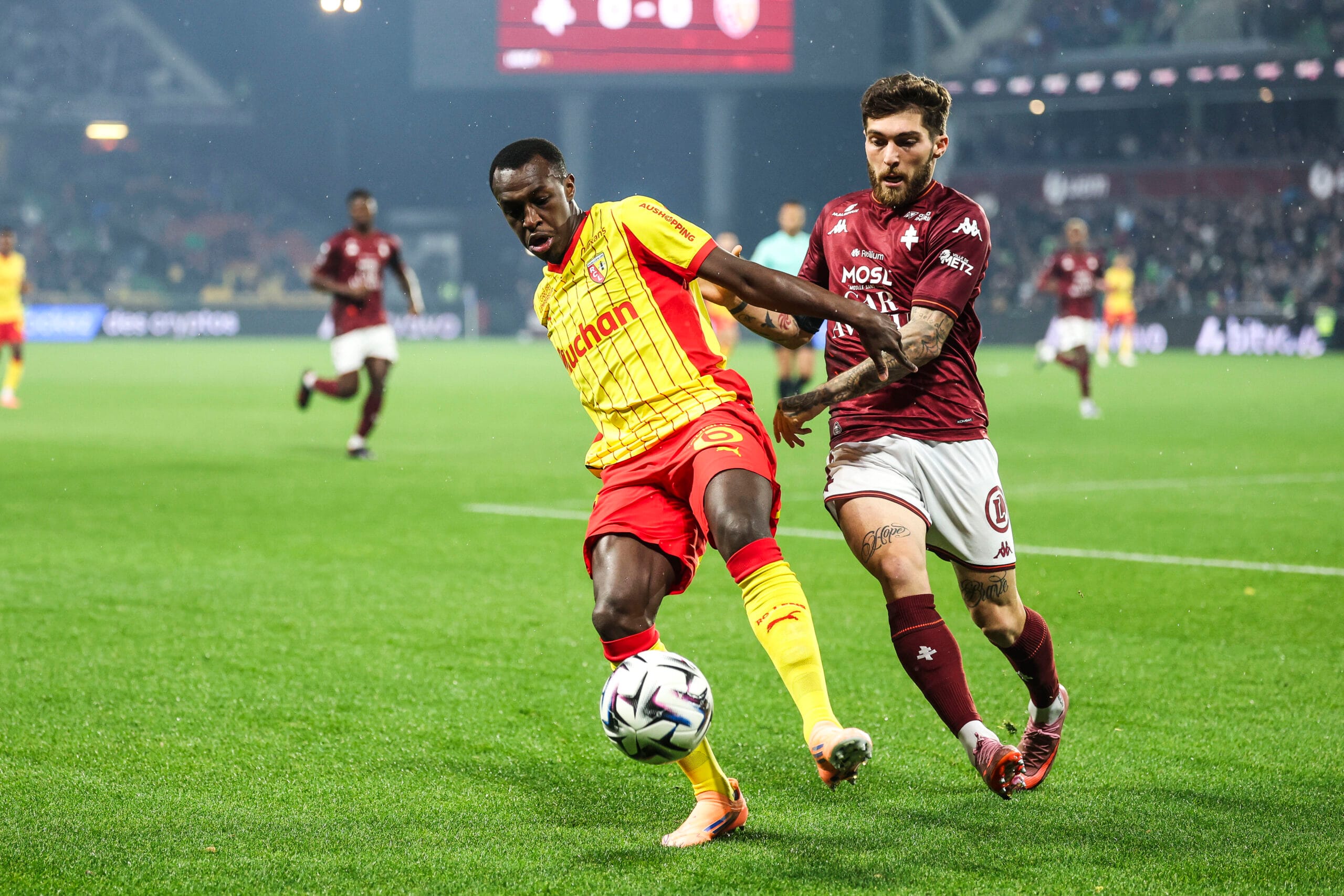 Le RC Lens veut reprendre sa marche en avant en Ligue 1 contre le FC Metz : les dernières infos