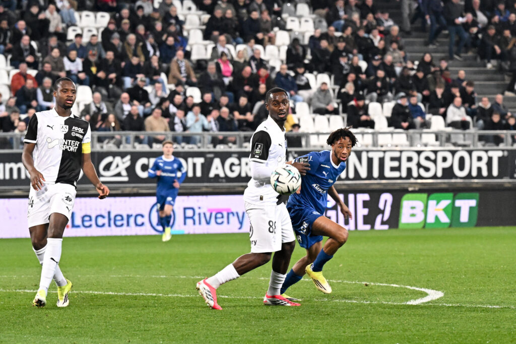 US Boulogne – Amiens SC, « un tournant » dans la course au maintien pour Yoan Koré Yoan Koré Amiens SC