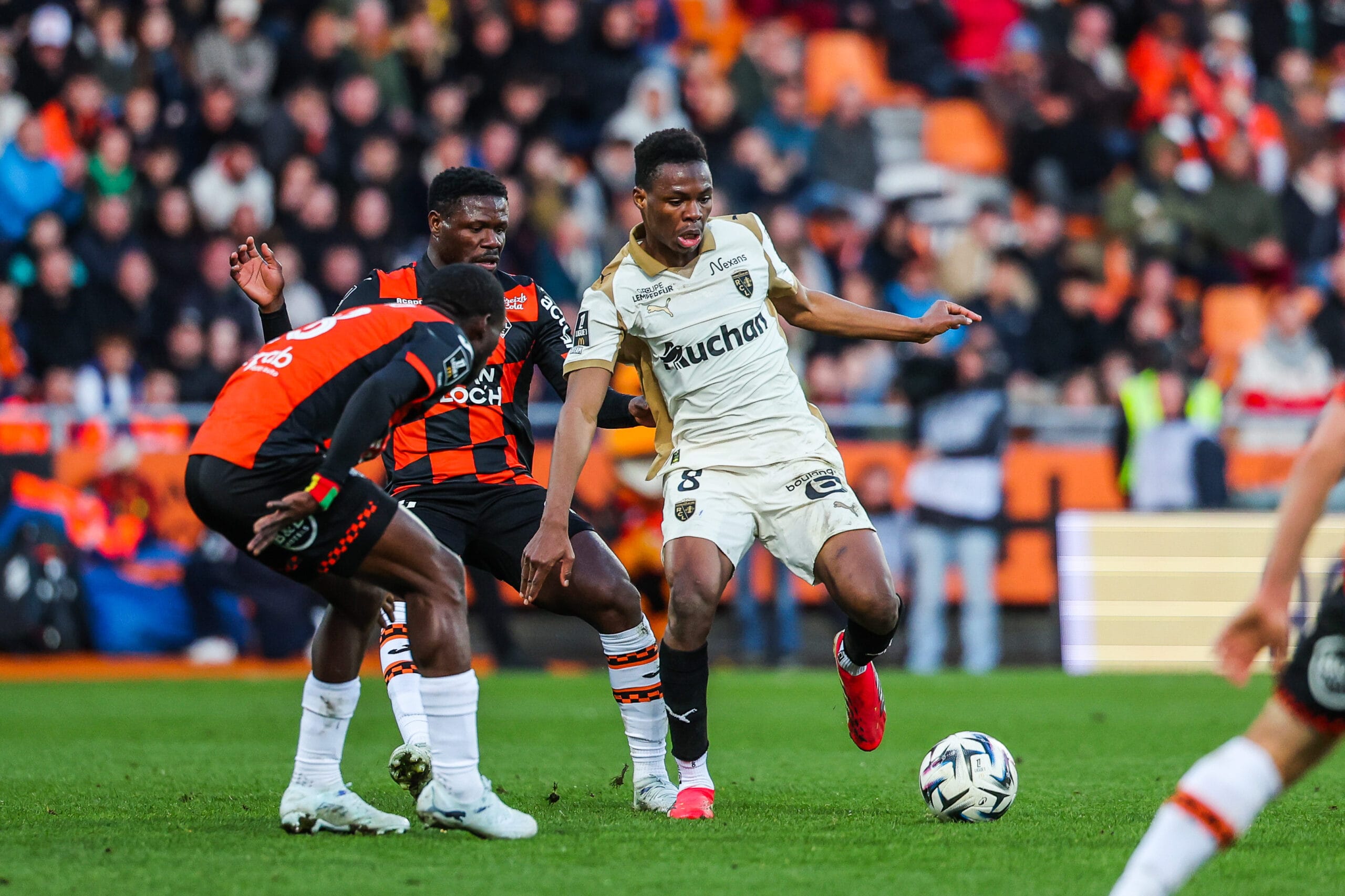 FC Lorient – RC Lens : Mamadou Sangaré, la valeur sûre Mamadou Sangaré RC Lens
